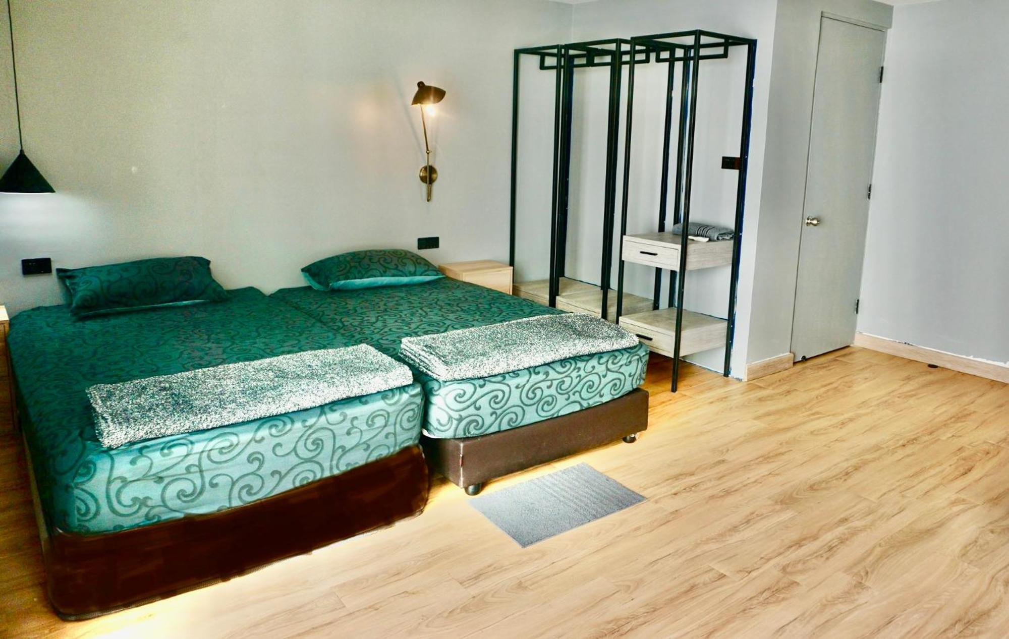 Hash Silom Apartment @ Silom Soi 3 Bangkok Extérieur photo
